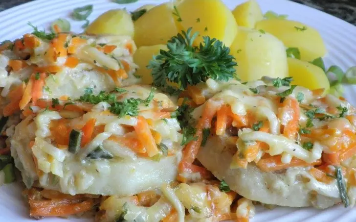 MEDAILONKY Z MOŘSKÉ ŠTIKY SE ZELENINOU