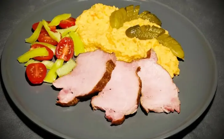 ÚDENÉ MÄSO SO ZELEROVOU KAŠOU - LC