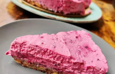 Jostovo-rybízový cheesecake