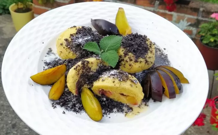 Švestkové knedlíky - LC