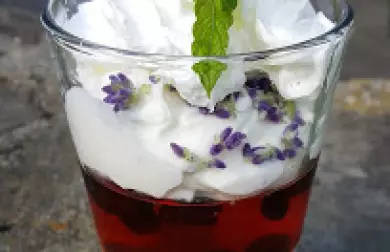 Pudink s levandulovým tvarohem