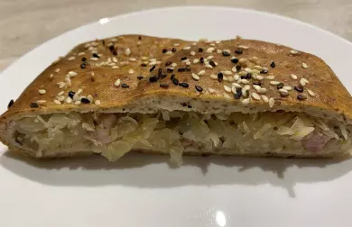 Slaný závin se zelím a slaninou - LC