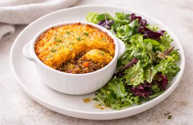 Zapečený pastýřský koláč s dýňovým pyré a čočkou