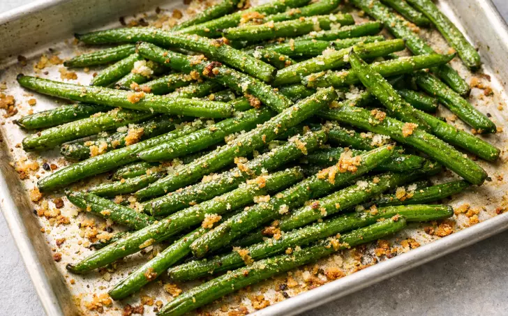 Parmazánové pečené zelené fazolky