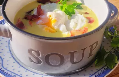 ZADĚLÁVANÁ KEDLUBNA SE ZTRACENÝM VEJCEM