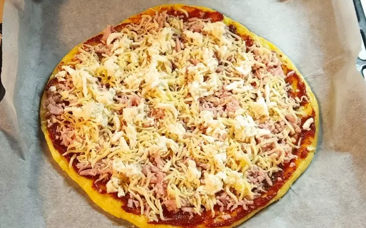 PIZZA z mandlové mouky - LC