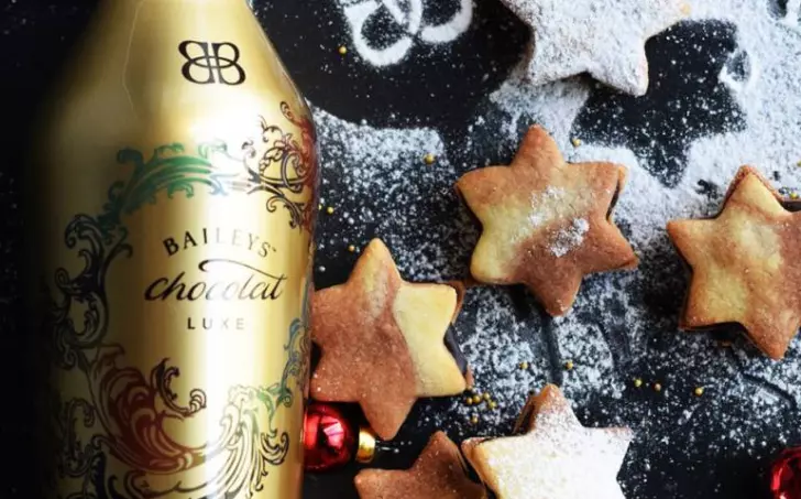 Mramorové linecké cukroví s Baileys krémem