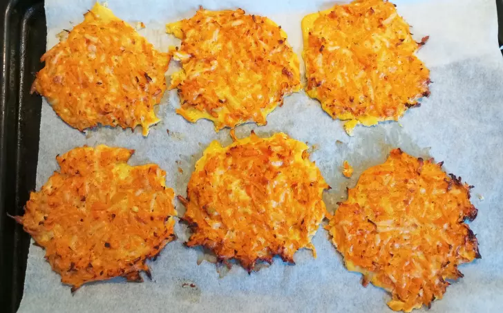 Mrkvové placky obložené - LC