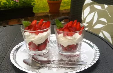 Jahody se smetanou - LC