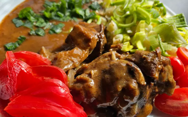 Hovězí guláš z PH