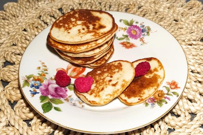 Lívanečky z banánu a cottage sýru