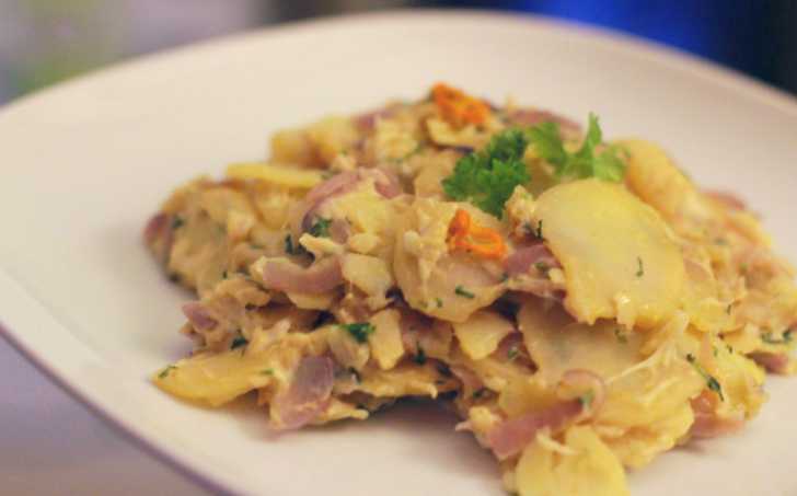 Bramborové plátky s vegan mozzarellou