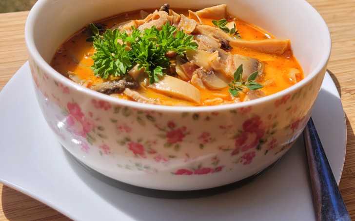 VEPŘOVÉ ŽALUDKY NA SMETANĚ