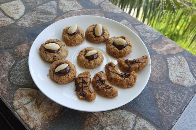 KÁVOVÉ KOŠÍČKY S ČOKOLÁDOU A MANDLÍ