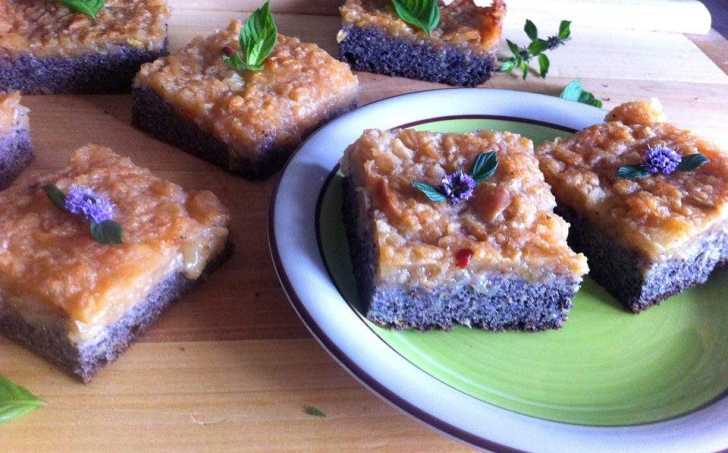 Makový koláč s jablky