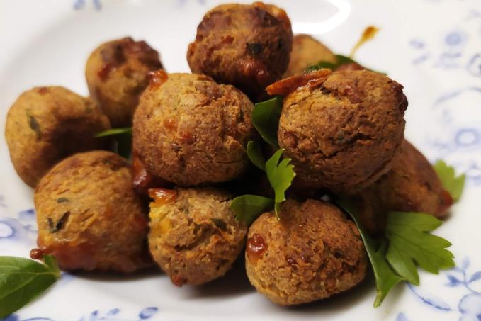 Low carb celerové noky se smaženou cibulkou