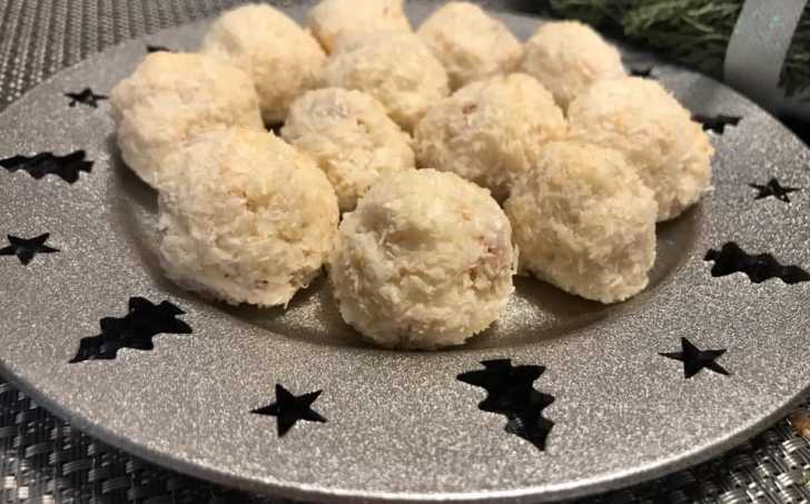 Pečené kokosové kuličky bez cukru - LC