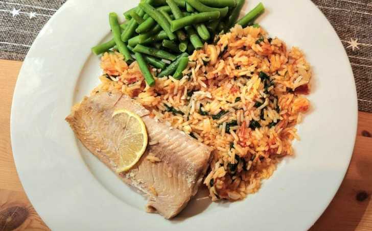 Losos s rýží a fazolky