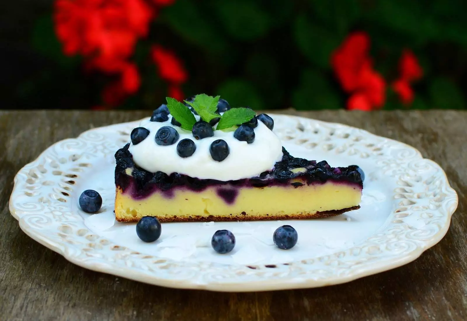 Tvarohový dort s borůvkami