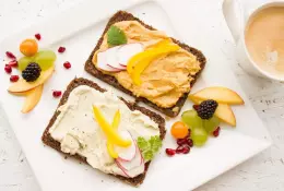 Vzorový jídelníček RACIONÁLNÍ na týden ( + nákupní seznam k tomu )